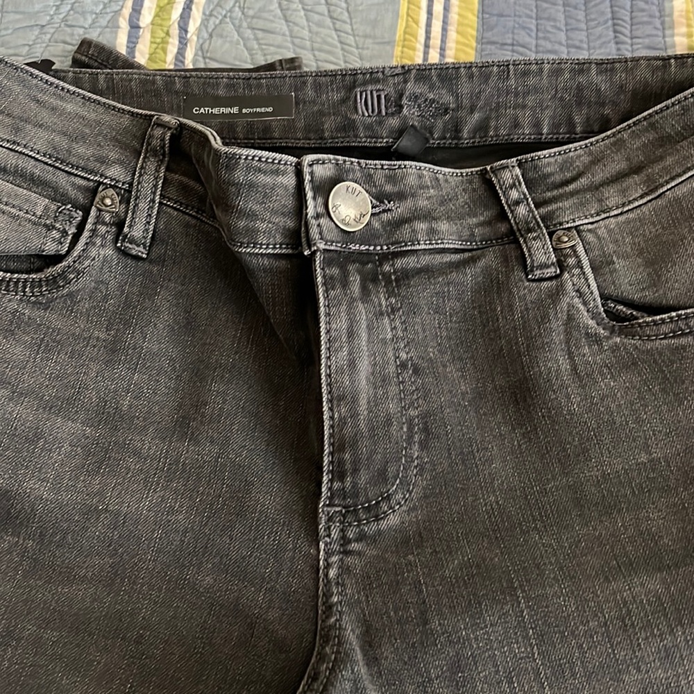 Kut Catherine Boyfriend Jeans Gray size 10